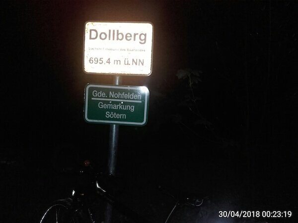 Dollberg Gipfel Schild